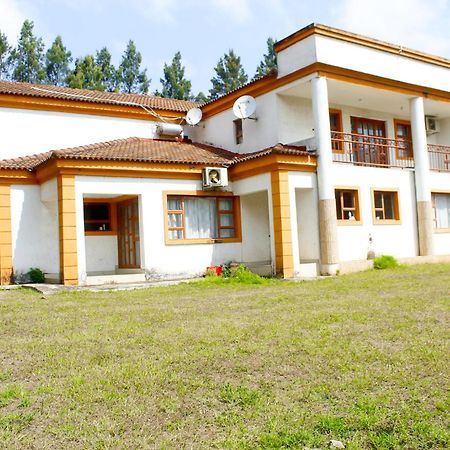 The Rest Camp Lodge And B&B Manzini Bagian luar foto